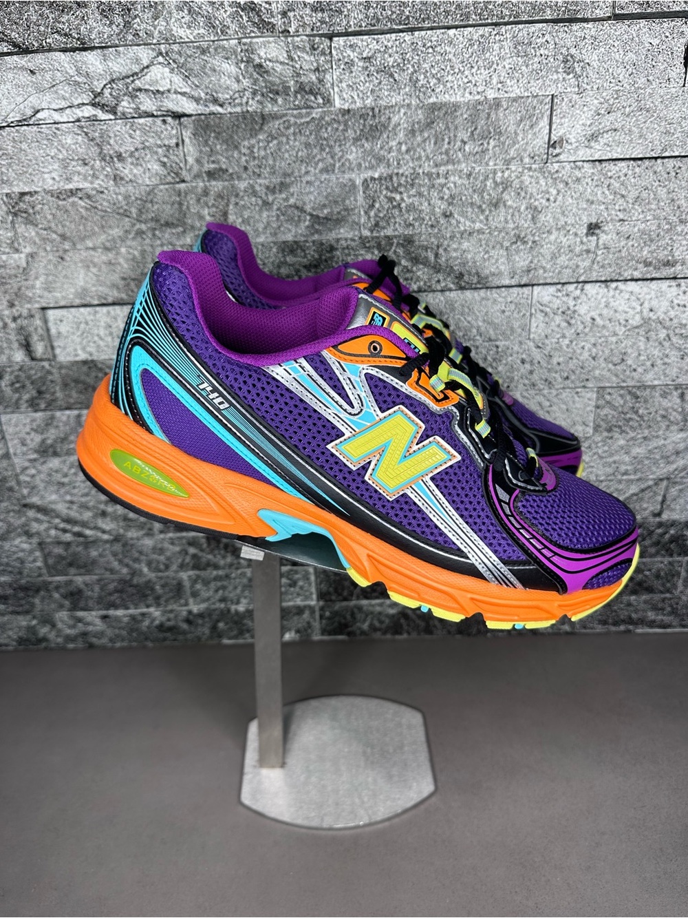 New Balance 740v2 Concord Grape Sun Glow - M10.5 - NEW